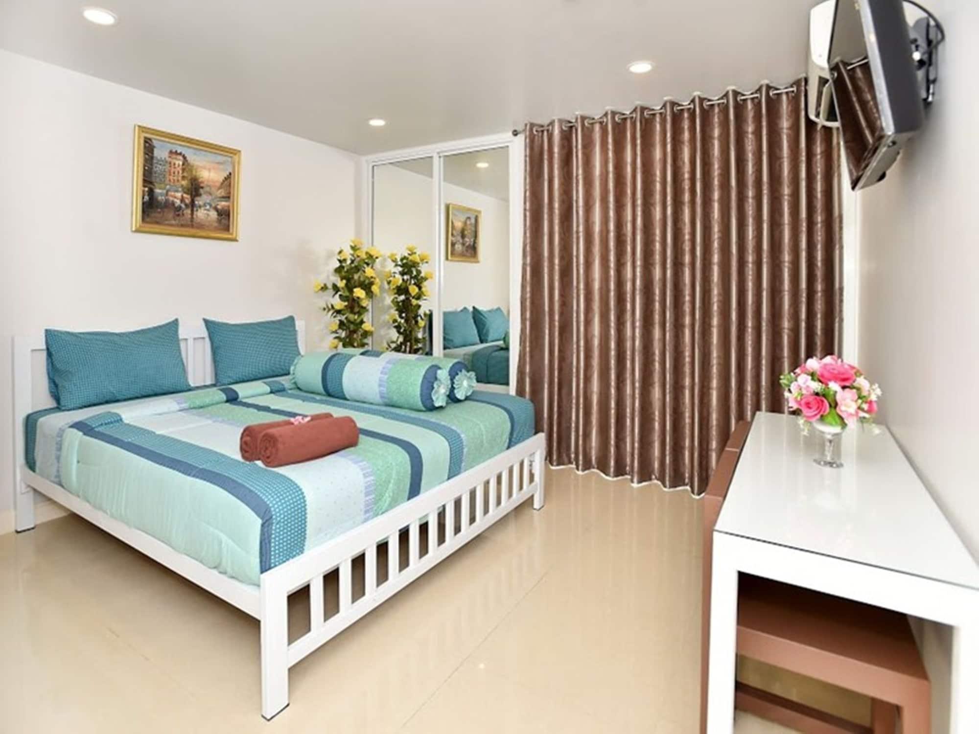 Parvena Hotel Bangkok Exterior foto